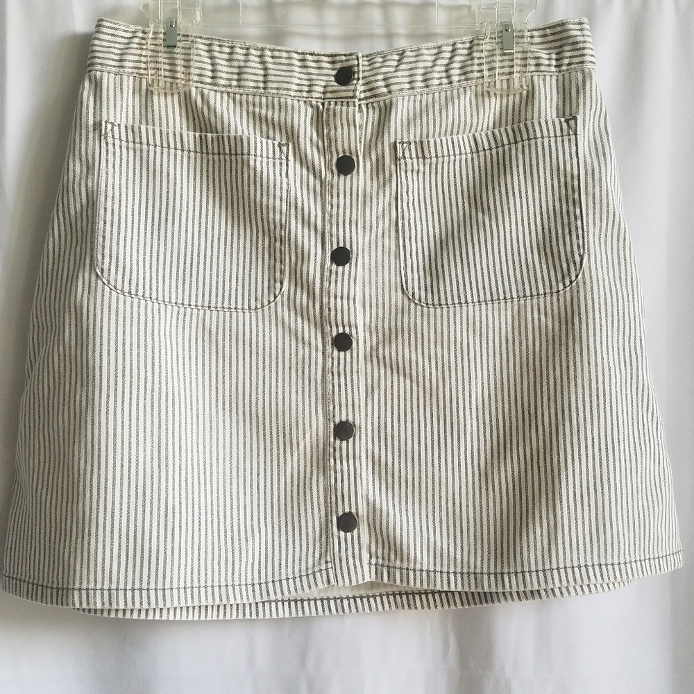 Urban Outfitters Kimchi Blue Button Front Skirt